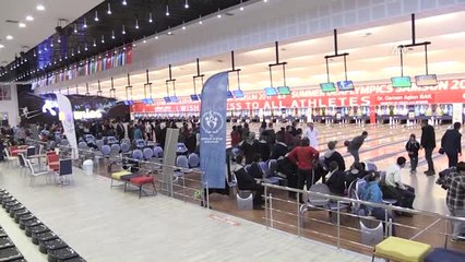 Engelli Çocukların Bovling Heyecanı