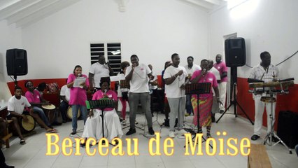 Berceau de Moïse au Sporting Club de Baie-Mahault