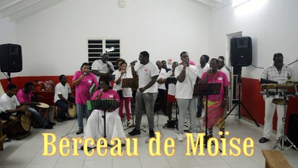 Berceau de Moïse au Sporting Club de Baie-Mahault