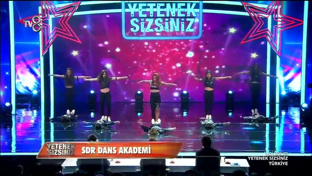 SDR Dans Akademi'nin dans performansı - Yetenek Sizsiniz