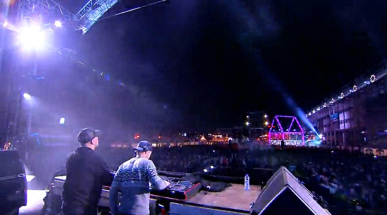 Charly Lownoise & Mental Theo live optreden SR#17