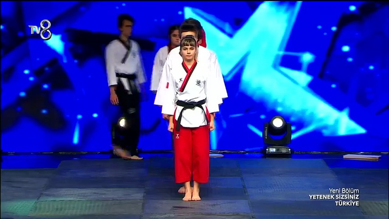 Tepebaşı Tekvando Demo Team'in tekvando gösterisi - Yetenek Sizsiniz