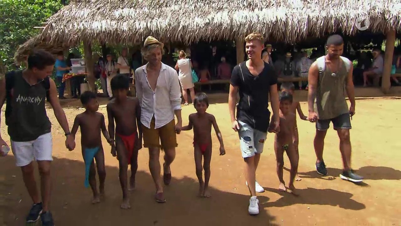 Verrückt nach Meer - Feuerherz Spezial: Die Doku-Soap (Folge 5/8) (2017)