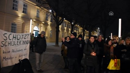 Avusturya’da “sığınmacıları sınır dışı etmeyin' eylemi - VİYANA