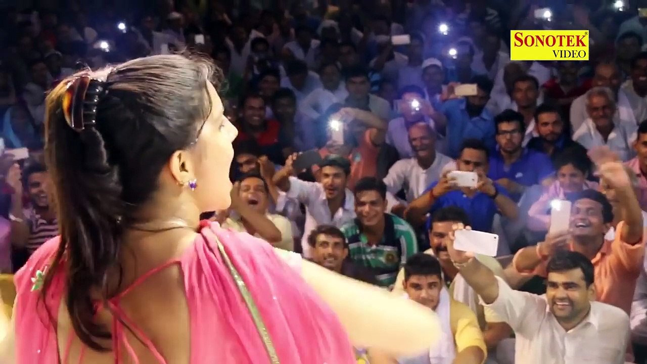 सपना का  2017 ka सबसे वायरल डांस __ मेरठ में बरसे थे लठ __ Sapna Dance New 2017 - YouTube (720p)