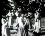 Doray Khich Kay Na Kajla Paaiye - Zubeda Khanam Chorus - Film MukhRa (MD Rashid Attre)