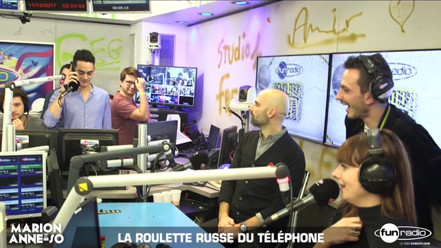LA ROULETTE RUSSE DU TÉLÉPHONE - Marion et Anne-So