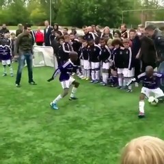 Tag quelqu'un que vous toujours détruire