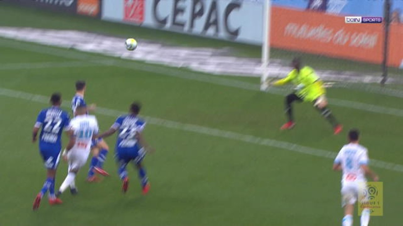 Payet scores wonderful goal with the outside of his foot