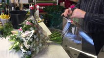 How To Gift Wrap a Hand Tied Bouquet-StkeiNvSTpA