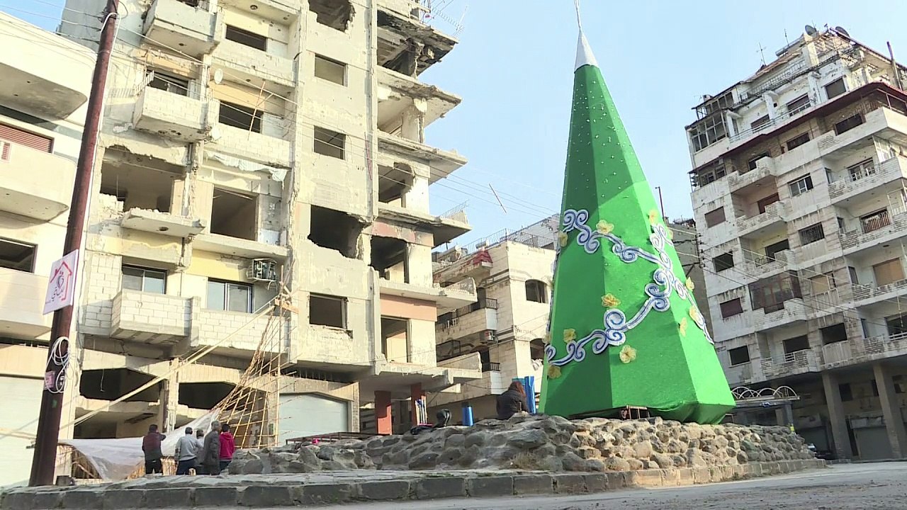 Ravaged by war, Syria's Homs relishes Christmas spirit