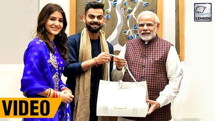 Tải video: Virat Kohli & Anushka Sharma Receive Wedding Gifts From PM Narendra Modi