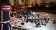 İstanbul'da Feci Kaza, Lüks Otomobil Alev Alev Böyle Yandı Yandı: 4 Yaralı