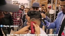 MELHOR BARBEIRO DO BRASIL BABU BARBER l MELHORES CORTES  COM DESENHOS FREESTYLE   l   SALVE--4h_82QuECg