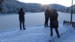 Gölcük Tabiat Parkı'ndaki Göl Buz Tuttu