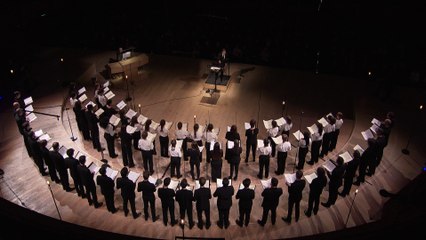 "Douce Nuit" sous la direction d'Henri Chalet