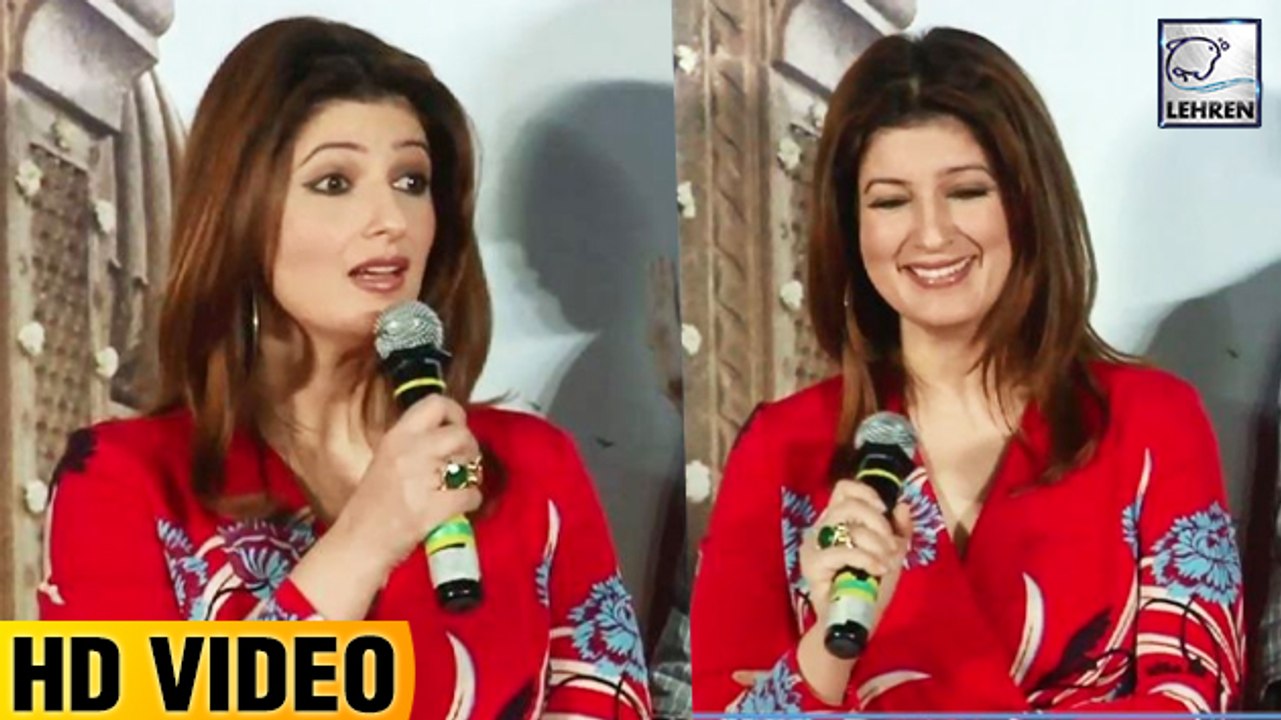 Twinkle Khanna Makes Fun Of Herself | Padman |...