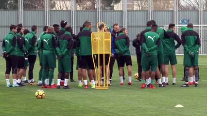 Bursaspor Gençlerbirliği’ne hazırlanıyor