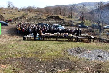 Yangında Can Veren 3 Kardeş, Kefenleriyle Uğurlandı