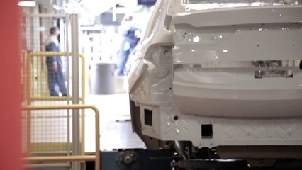 Production of the first pre-series BMW X7