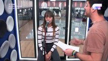 Cepeda y Aitana cantando 