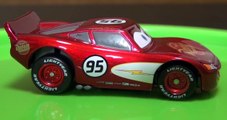 【カーズ トミカ】８台のライトニング・マックィーン[ゆごサンド]／【Tomica Disney Pixar Cars】8 Lightning McQueens !