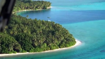 L'armée australienne largue des cadeaux de Noël au-dessus des îles du Pacifique