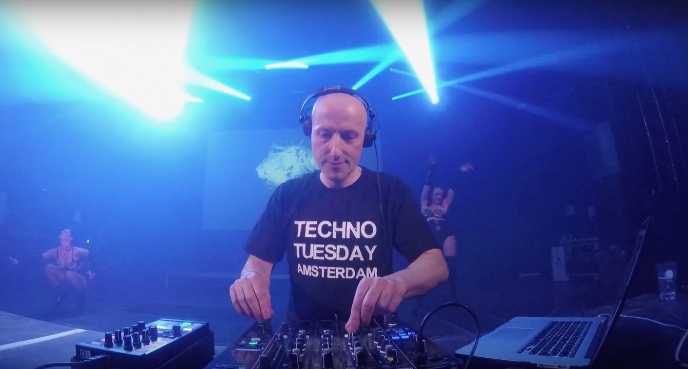 Dexon at Techno Tuesday, Amsterdam (NL)