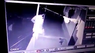 thief caught on CCTV