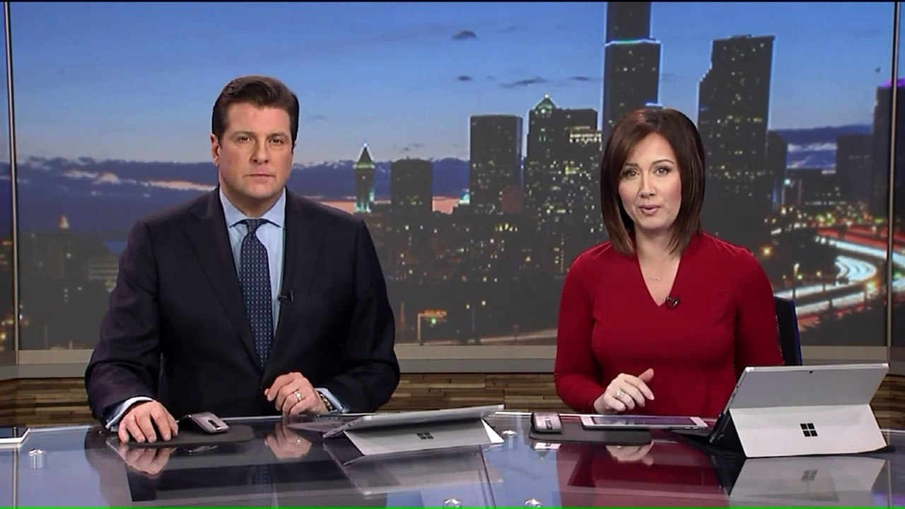 Candlelight Vigil Held for Victims of Amtrak Derailment