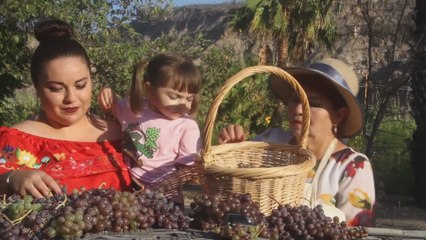 La Purísima sigue la tradición de hacer vino misional como hace 300 años