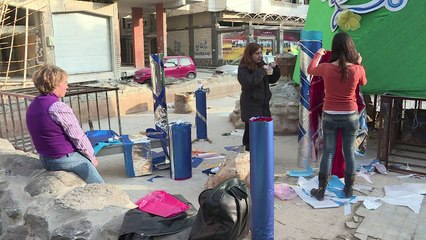 El espíritu navideño sirio renace entre ruinas en Homs