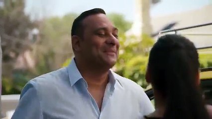 THE INDIAN DETECTIVE (TRAILER) coming to Netflix Dec 19th- Russell Peters