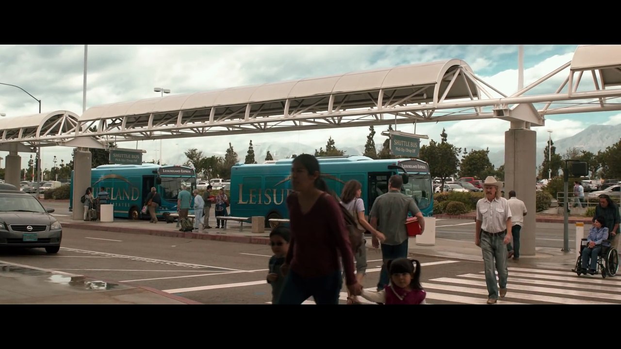 Downsizing - Bus to Leisureland