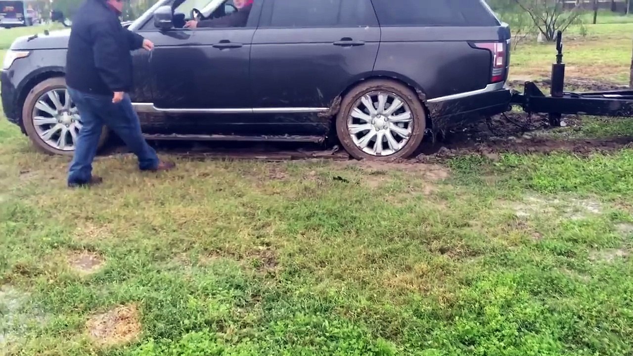 Range Rover Farkını Gösteriyor