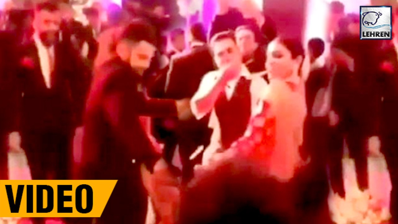 Anushka Sharma & Virat Kohli's Punjabi Dance At Their Reception