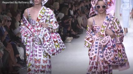 Model Celebrates Embracing Her Unibrow: A Confidence Journey ✨