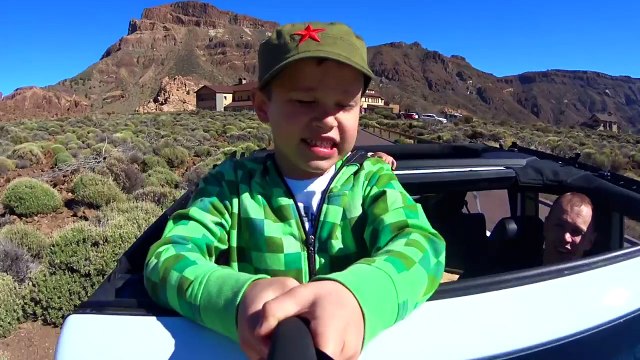 Мистер Макс Мисс Катя новый выпуск ВЛОГ На ВУЛКАНЕ черные конфеты Взрыв Pepsi Coca Cola и газировка Мистер Макс & Мисс К