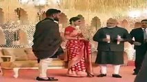 Funny Act of Narendra Modi At Virat Kohli Anushka Sharma's Wedding Reception