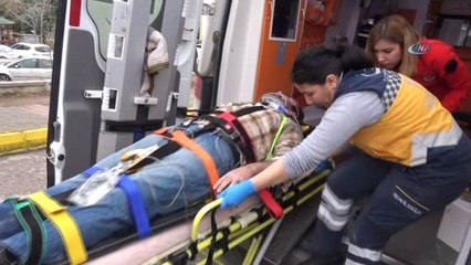 Aksaray’da inşaat iskelesinden düşen 2 işçi yaralandı