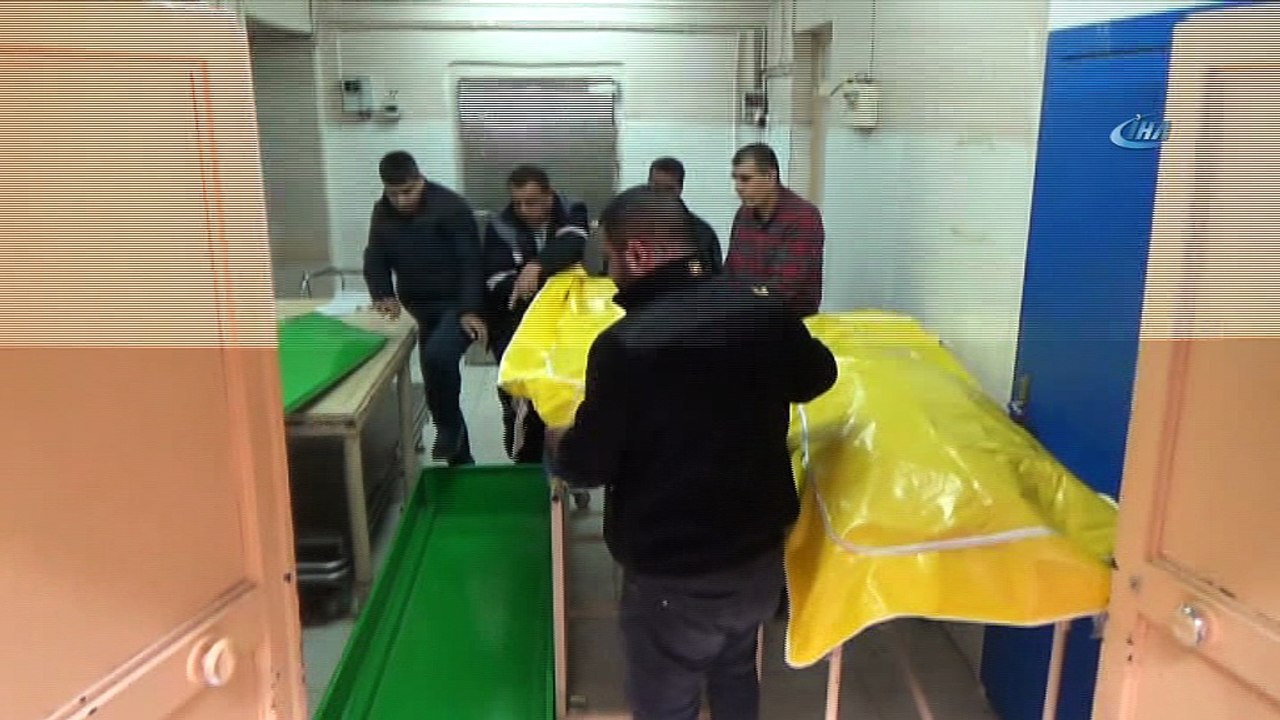 Polis, operasyonda silah doğrultan kişiyi öldürdü