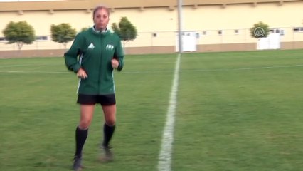 Yeşil sahaların 21 yıllık hakemi Deybet Gök - ANTALYA