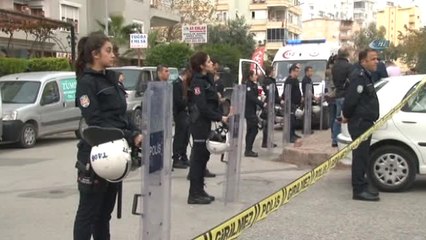 Antalya'da Restorandaki Cinnet Olayında Cenazeler Çıkarıldı