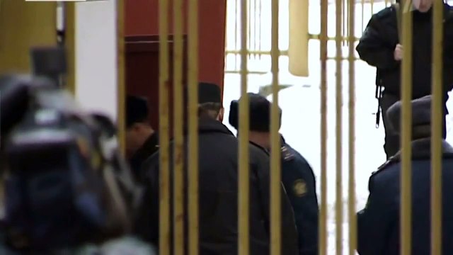 Арест Путина - репортаж из зала суда