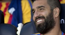 Beşiktaşlı Taraftarlardan Arda Turan'a 