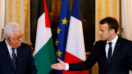 Abbas e Macron criticam posição de Trump sobre Jerusalém