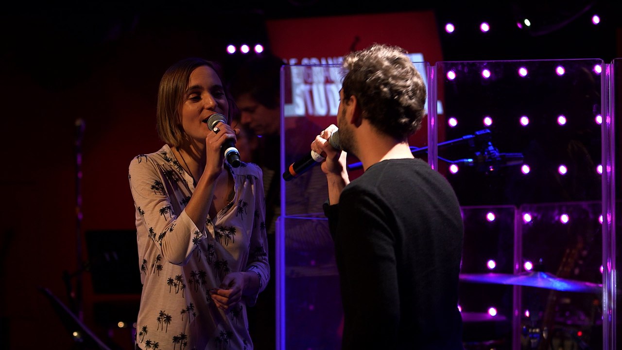 Renan Luce et Chloé - Frère et soeur (LIVE) Le Grand Studio RTL