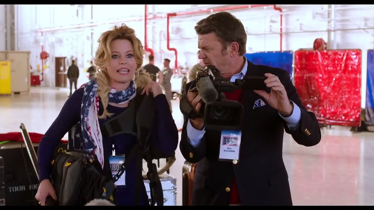 'Pitch Perfect 3': Barden Bellas Singing R. Kelly's 'Ignition'