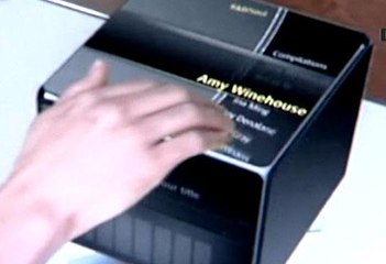 Controle a caixa de som sem tocá-la!