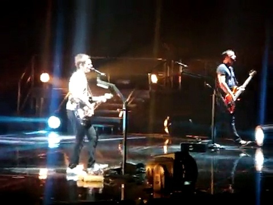 Muse - Interlude + Hysteria, Sheffield Arena, Sheffield, UK  11/4/2009